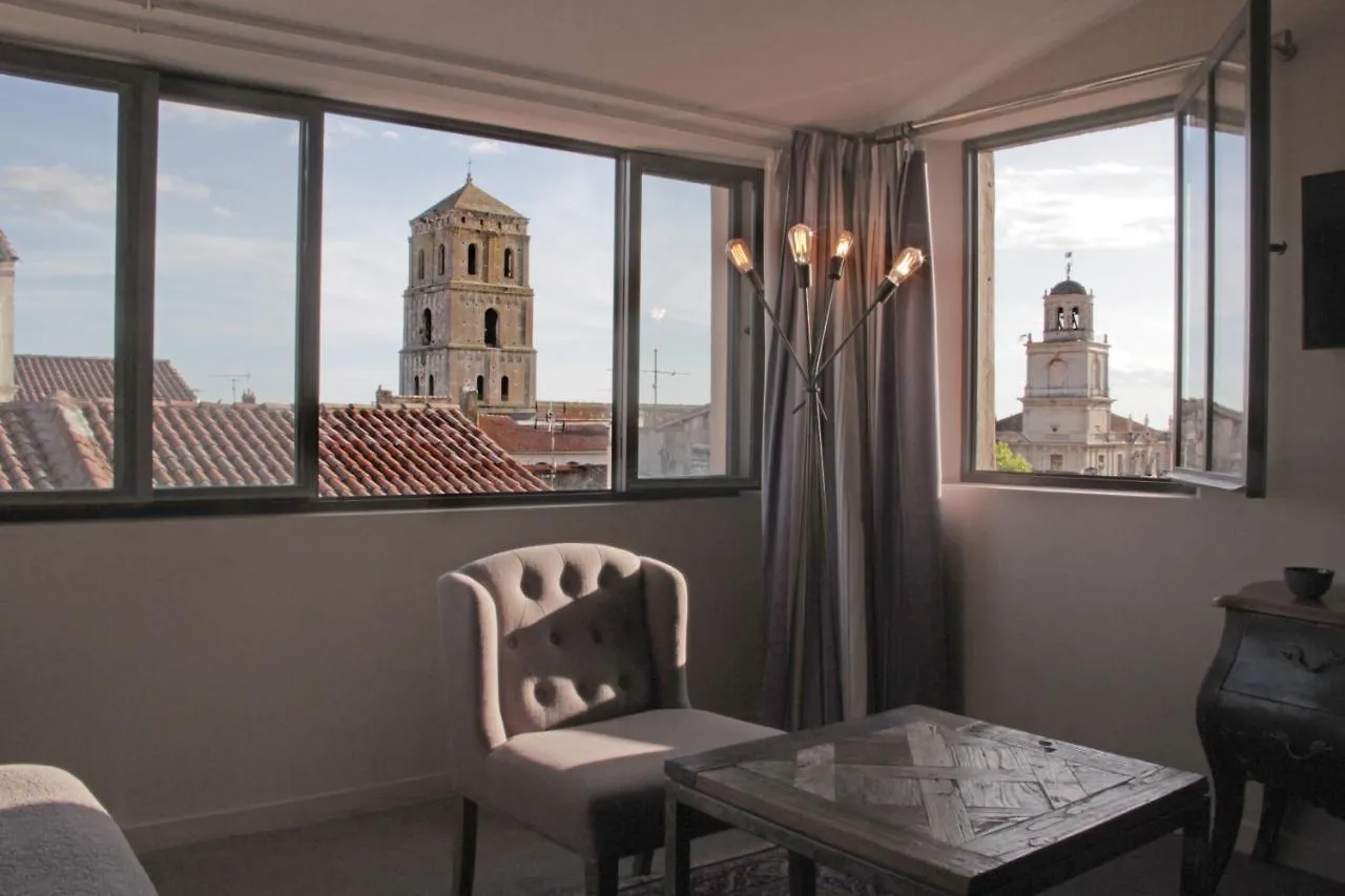 Hôtel de l'Amphithéâtre Arles 3*,