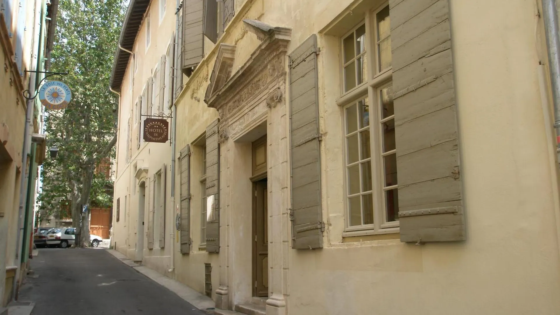 Hotel Amphitheatre Arles