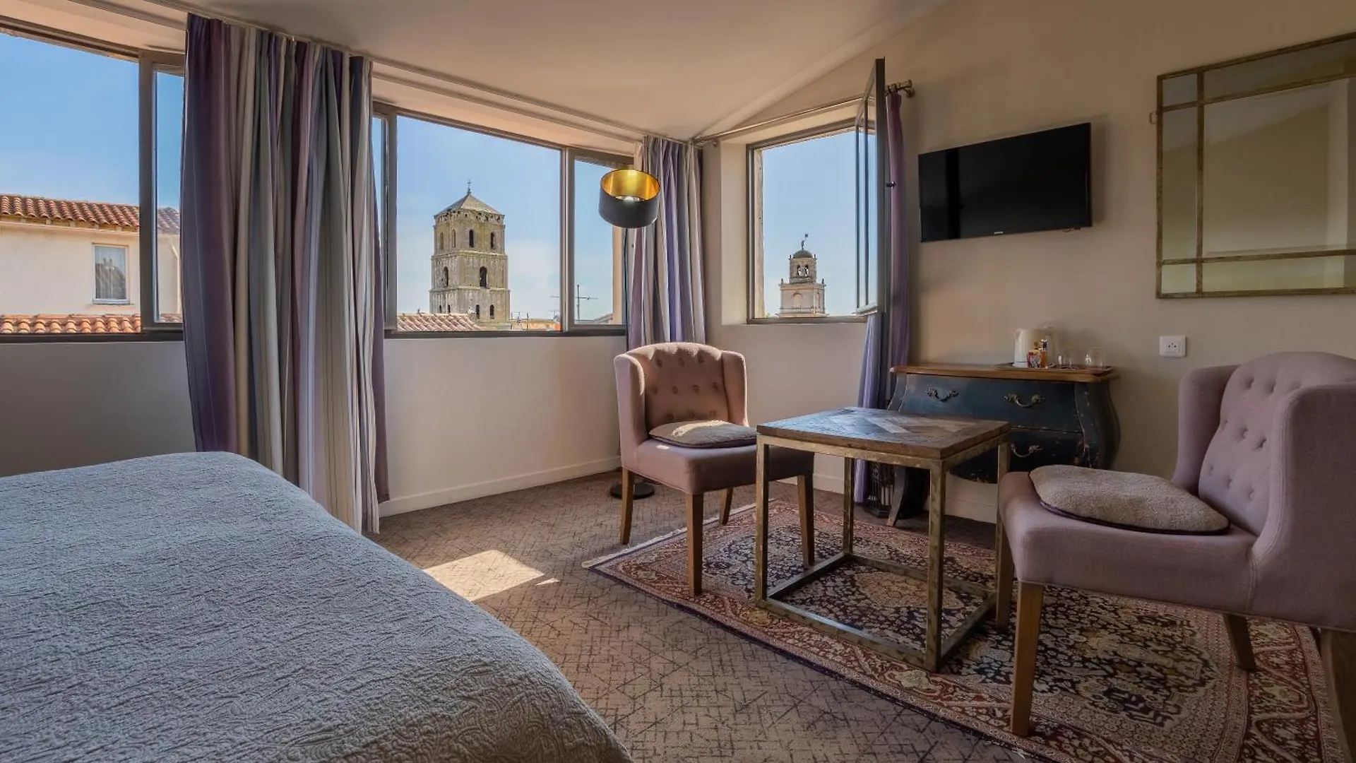 Hotel Amphitheatre Arles
