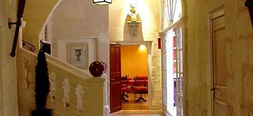 Hotel Amphitheatre Arles France