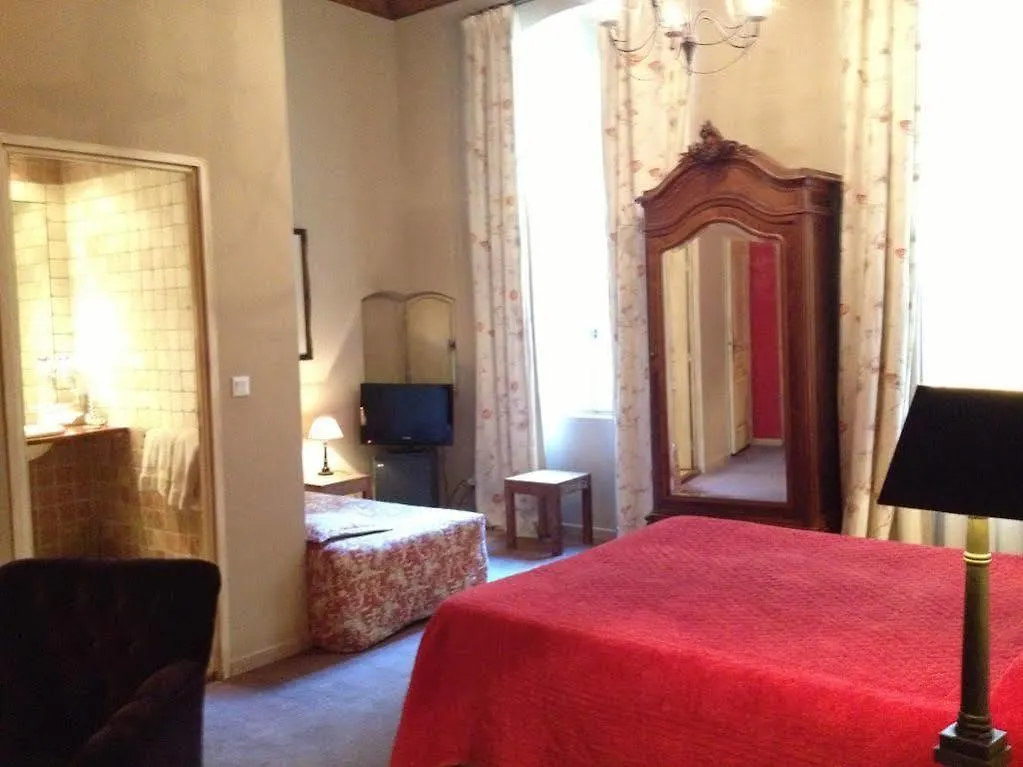 ***  Hotel Amphitheatre Arles France