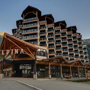 hotel-alpina-chamonix-mont-blanc.hotels-rhonealpes.com/